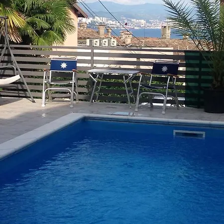 Apartment Studio Sandra - Private Pool