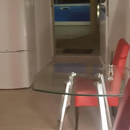 Studio Sandra - Private Pool Apartment *